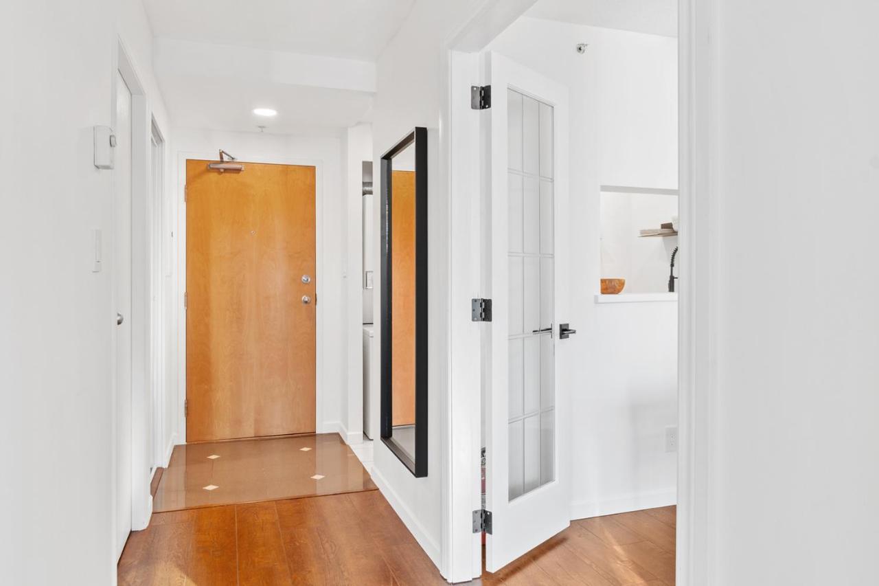 Apartmán Downtown Luxury 1Br Coal Harbour Vancouver Exteriér fotografie